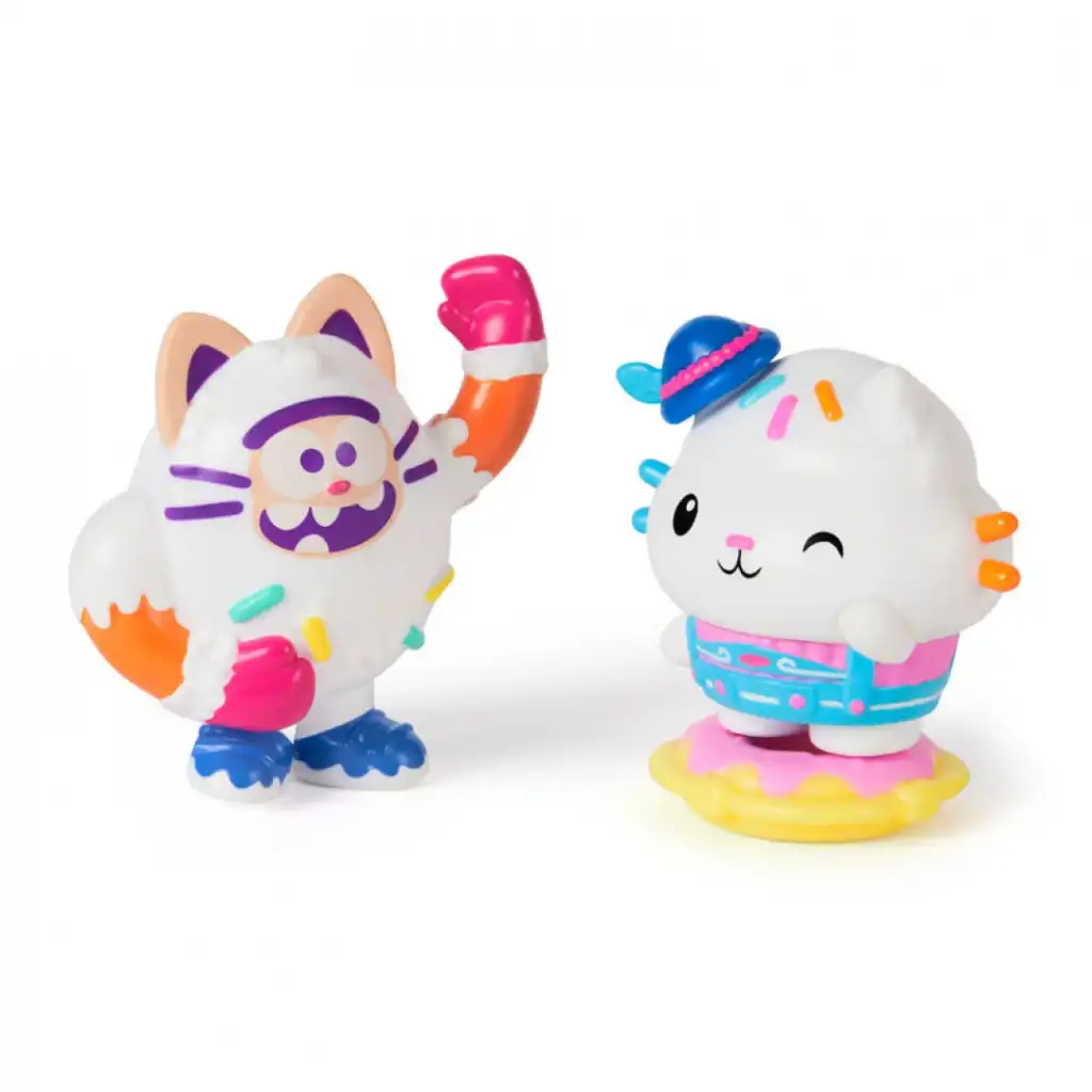 Soutenez la créativité des enfants à travers le jeu avec des figurines.