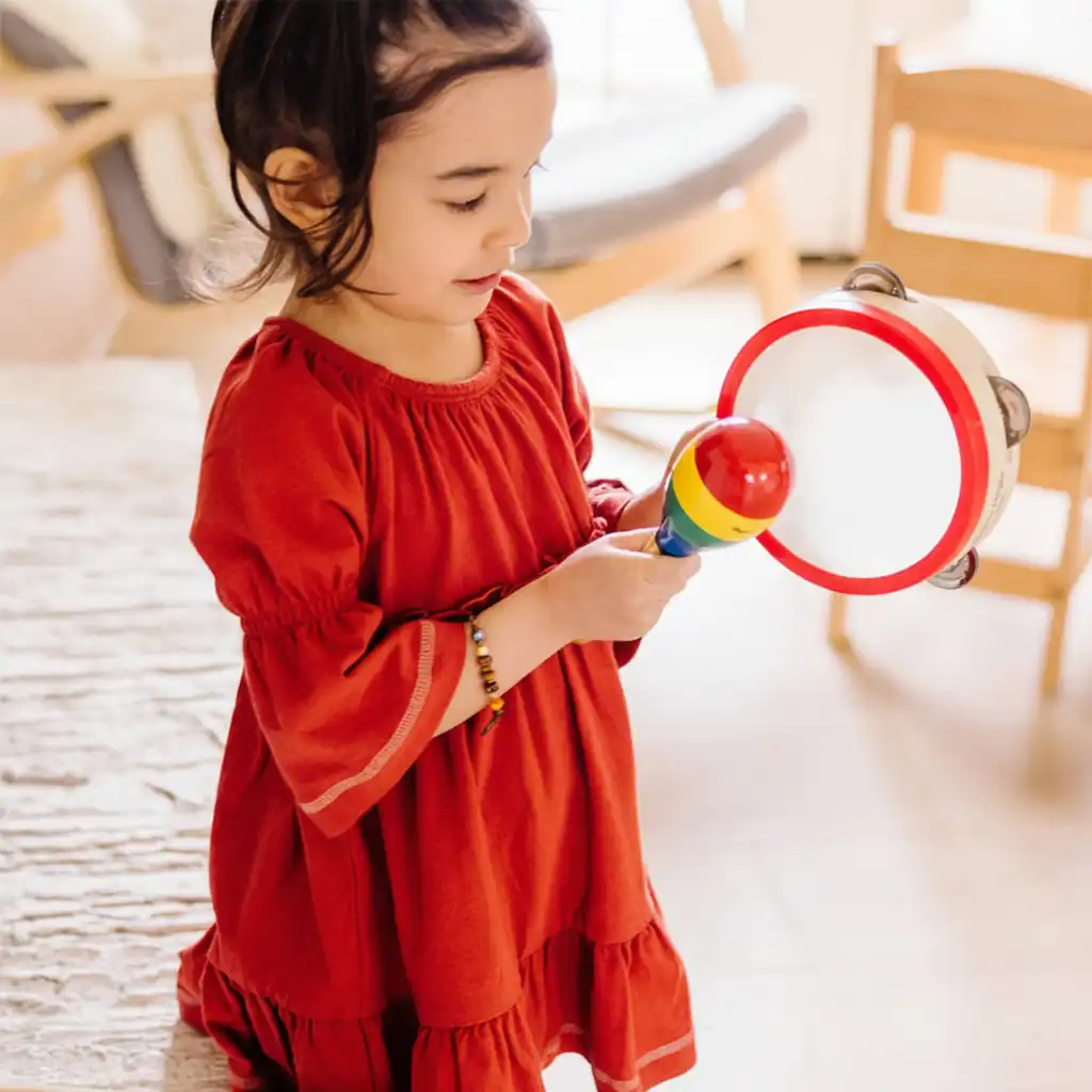 Instruments parfaits pour construire le premier orchestre d’enfants et le jeu d’équipe.