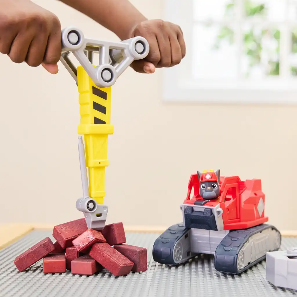 Développez la motricité fine Motor grâce à des outils facilement interchangeables.