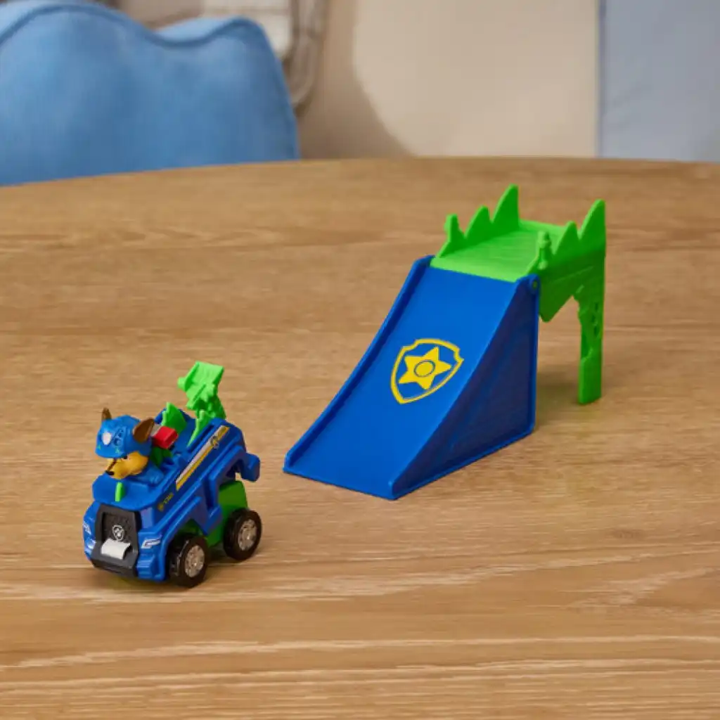 Découvrez de nouvelles façons de jouer avec la rampe acrobatique et Chase.