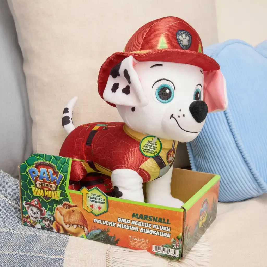 Peluche de qualité Marcus avec uniforme détaillé du film.